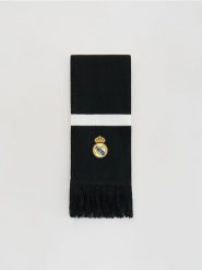 Szalik Real Madrid - wielobarwny. Szaliki dziecięce Reserved, z dzianiny, bez ramiączek. Za 109.99 zł.