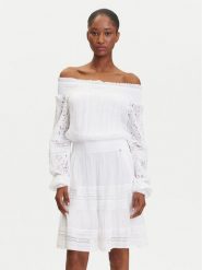 Guess Sukienka W5GK24 WE550 Biały Classic Fit. Białe sukienki damskie Guess, na co dzień, xs, z aplikacjami, z wiskozy, bez kołnierzyka, bez ramiączek, proste. Za 719.99 zł.