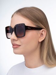 Oscar de la Renta Damskie okulary przeciwsłoneczne w kolorze brązowym rozmiar: 53. Brązowe okulary przeciwsłoneczne damskie Oscar de la Renta. Za 140.86 zł.
