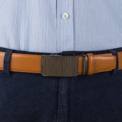 Pasek męski skórzany 3,5 cm klamra automatyczna Beltimore camelowy 03-575 : Kolory - brązowy, beżowy, Rozmiar pasków - r.115-130 cm. Brązowe paski męskie bez wzorów, ze skóry, wizytowe. Za 64.99 zł.