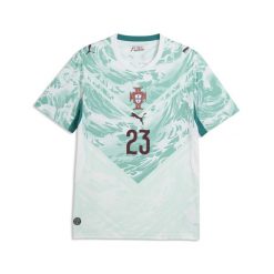 Męska wyjazdowa koszulka zawodnicza Portugalii PUMA. Białe t-shirty sportowe męskie Puma, na wiosnę, m, z materiału, bez ramiączek, do piłki nożnej. Za 509.00 zł.