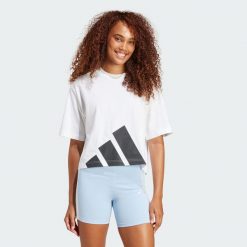 Koszulka Essentials Big Logo Boyfriend. Białe bluzki damskie Adidas, xl, bez wzorów, bez ramiączek. Za 139.00 zł.