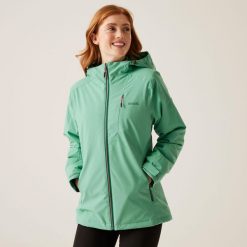Kurtka turystyczna damska Highton Stretch IV wodoodporna ocieplana. Brązowe kurtki damskie Regatta. W wyprzedaży za 329.99 zł.