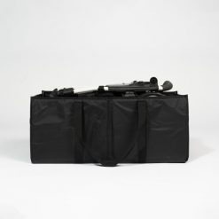 Torba do transportu wózka golfowego Inesis. Czarne torebki klasyczne damskie INESIS, bez wzorów, z materiału, bez dodatków. Za 129.99 zł.