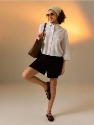 Ażurowe baleriny z paseczkiem - brązowy. Brązowe baleriny damskie Sinsay, w ażurowe wzory, bez obcasa. Za 39.99 zł.