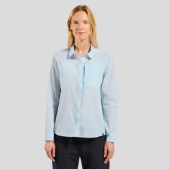 Koszula z długim rękawem damska ODLO Shirt l/s ESSENTIAL. Niebieskie koszule damskie Odlo, na lato, l, bez wzorów, z materiału, klasyczne, bez kołnierzyka, bez ramiączek. Za 409.99 zł.
