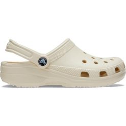 Klapki dla dorosłych Crocs Classic. Brązowe klapki damskie Crocs, bez wzorów, bez obcasa. Za 224.95 zł.