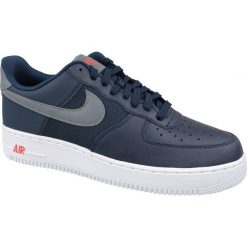 Granatowe Buty Nike Air Force 1 '07 LV8 M BV1278-400. Niebieskie buty sportowe na co dzień męskie Nike, z gumy, bez zapięcia, nike air force. W wyprzedaży za 509.00 zł.