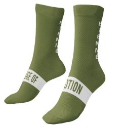 Letnie skarpetki rowerowe unisex Biemme. Białe skarpetki damskie Biemme, bez wzorów. Za 56.00 zł.