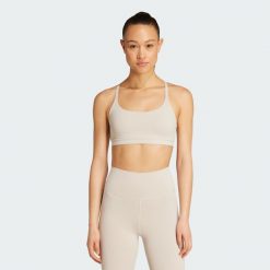 Biustonosz adidas All Me Light Support. Brązowe biustonosze Adidas, bez wzorów. Za 199.00 zł.