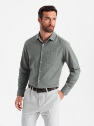 Męska koszula z kieszenią REGULAR FIT - khaki V4 - Rozmiar: L. Brązowe koszule męskie Ombre Clothing, l, bez wzorów, z bawełny, bez kołnierzyka, bez ramiączek. W wyprzedaży za 49.99 zł.