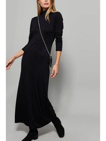 Milan Kiss Sukienka w kolorze czarnym rozmiar: XL. Czarne sukienki damskie Milan Kiss, na co dzień, xl, bez wzorów, bez kołnierzyka, bez ramiączek, maxi, proste. Za 126.99 zł.