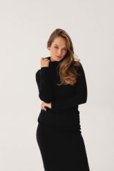 GOLF AGATHA CZARNY M - Flawless. Czarne golfy damskie Flawless, m, bez wzorów, z dresówki, bez ramiączek. Za 240.00 zł.