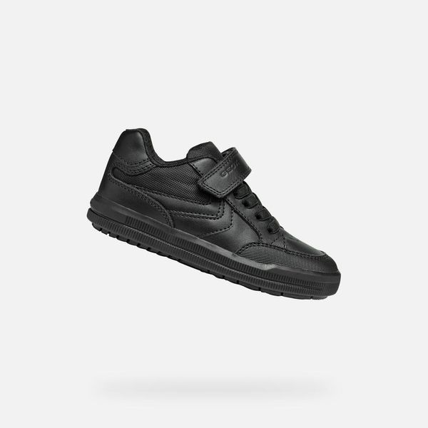 Buty GEOX J ARZACH BOY Czarny. Czarne kombinezony damskie Geox, bez wzorów, ze skóry, bez kołnierzyka, bez ramiączek. Za 181.99 zł.