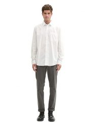 Tom Tailor Koszula - Regular fit - w kolorze białym rozmiar: XL. Białe koszule męskie Tom Tailor, xl, bez wzorów, z bawełny, bez kołnierzyka, bez ramiączek. Za 92.21 zł.