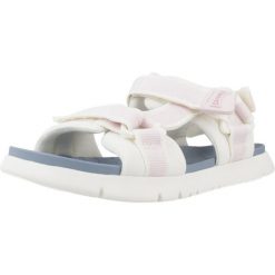 Sandały CAMPER OLAS HOUS Biały. Białe obuwie trekkingowe damskie Camper, z tkaniny, bez zapięcia. Za 300.29 zł.