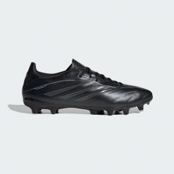 Buty piłkarskie na naturalną nawierzchnię COPA PURE IV LEAGUE. Białe buty wizytowe męskie Adidas, z syntetyku, bez zapięcia. Za 369.00 zł.