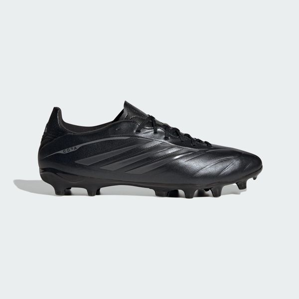 Buty piłkarskie na naturalną nawierzchnię COPA PURE IV LEAGUE. Białe buty wizytowe męskie Adidas, z syntetyku, bez zapięcia. Za 369.00 zł.