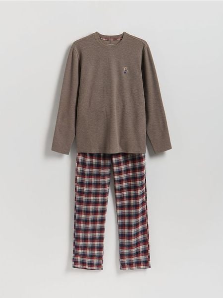Dwuczęściowa piżama z haftem - beżowy. Brązowe piżamy męskie Reserved, l, bez wzorów, z bawełny, bez ramiączek. W wyprzedaży za 119.99 zł.
