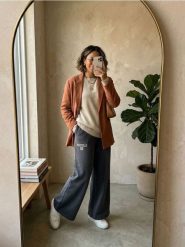 Spodnie dresowe wide leg - niebieski. Niebieskie spodnie sportowe damskie Sinsay, l, z dresówki. Za 39.99 zł.