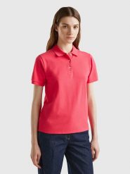 Benetton Koszulka polo w kolorze różowym rozmiar: XS. Różowe bluzki damskie Benetton, xs, bez wzorów, bez kołnierzyka, bez ramiączek. Za 65.69 zł.