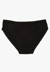 Czarne Bawełniane Majtki Typu Figi z Koronką Talionae. Czarne figi damskie Born2be, xl, bez wzorów, z bawełny. Za 4.99 zł.