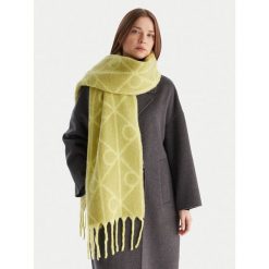 Szalik Calvin Klein. Zielone szaliki i kominy damskie CALVIN KLEIN, bez wzorów. Za 429.99 zł.