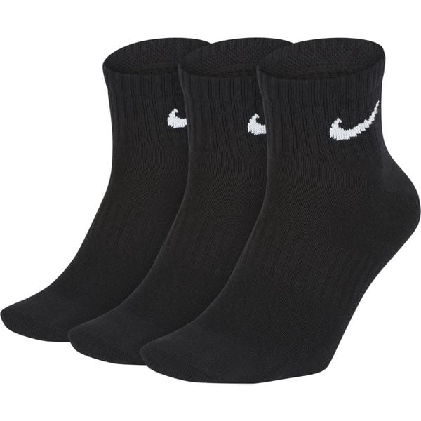 Lekkie Skarpety Do Kostki Unisex Dla Dorosłych (zestaw 3 Sztuk). Czarne skarpetki damskie Nike, bez wzorów. Za 81.99 zł.
