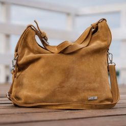 Worek SHE skóra import zamsz camel. Brązowe shopper bag damskie SHE, bez wzorów, ze skóry, zamszowe, bez dodatków. Za 299.99 zł.