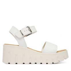 Sandały Tamaris. Białe sandały damskie Tamaris, bez wzorów, bez obcasa, na koturnie. Za 339.99 zł.