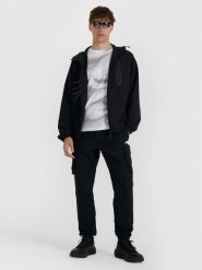4F Spodnie casual męskie - czarne S. Czarne spodnie materiałowe męskie 4f, bez wzorów, z materiału, casualowe. Za 189.99 zł.