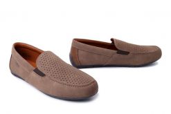 RIEKER 09555-25 brown, półbuty męskie. Brązowe półbuty męskie Rieker, bez zapięcia. Za 369.90 zł.