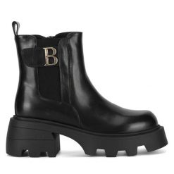 Botki Badura. Czarne botki damskie Badura, bez obcasa, na słupku, bez zapięcia. Za 379.99 zł.