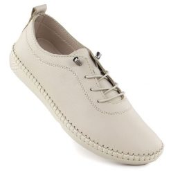 Skórzane półbuty damskie beżowe T.Sokolski 2023 FL. Brązowe półbuty damskie T.Sokolski, bez wzorów, ze skóry, bez obcasa. Za 209.99 zł.