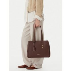 Torebka MEXX. Brązowe torebki klasyczne damskie Mexx, bez wzorów, bez dodatków. Za 329.99 zł.
