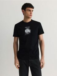 T-shirt regular z nadrukiem - czarny. Czarne t-shirty damskie Reserved, l, bez wzorów, z bawełny, bez kołnierzyka. W wyprzedaży za 39.99 zł.