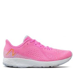Buty do biegania New Balance. Czerwone obuwie do biegania damskie New Balance. Za 529.99 zł.