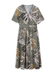 TATUUM Sukienka w kolorze khaki rozmiar: 42. Brązowe sukienki damskie Tatuum, bez wzorów, z bawełny, bez kołnierzyka, bez ramiączek, midi. Za 228.38 zł.