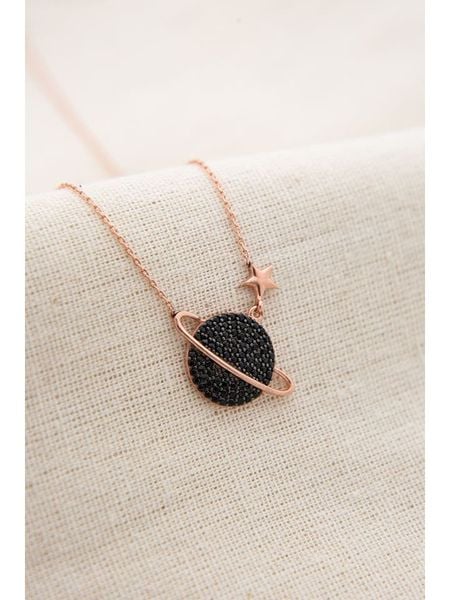 Lodie Silver Srebrny naszyjnik z elementem ozdobnym - dł. 43 cm rozmiar: onesize. Szare naszyjniki damskie Lodie Silver, srebrne. Za 63.45 zł.