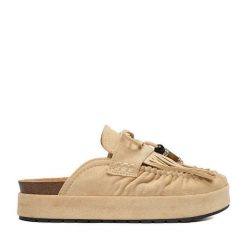 Klapki DeeZee. Brązowe klapki damskie DeeZee, bez wzorów, bez obcasa. Za 129.99 zł.