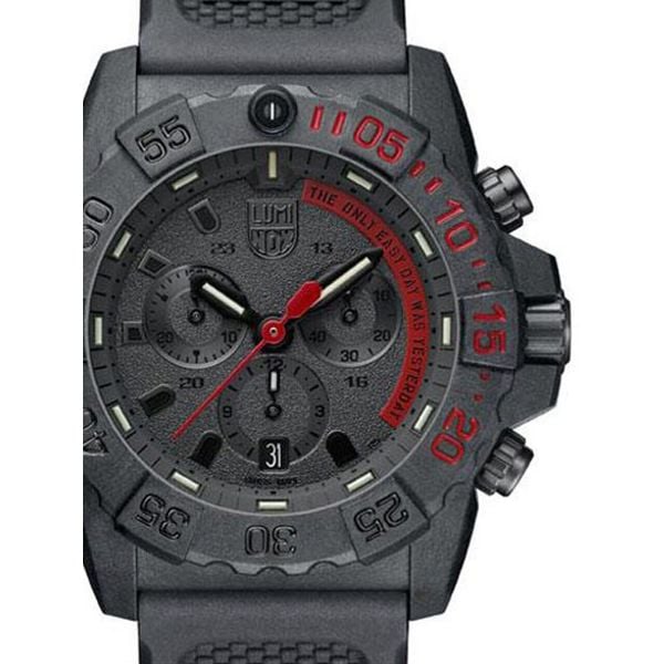 Zegarek męski Luminox XS.3581.EY, Quartz, 45mm, 20ATM. Czarne zegarki męskie Luminox, plastikowe. Za 2,548.65 zł.