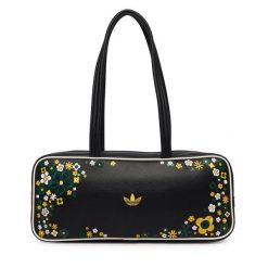 Torebka adidas. Czarne torebki klasyczne damskie Adidas, bez wzorów, bez dodatków. Za 239.99 zł.