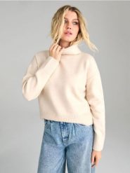 Sweter z golfem - kremowy. Białe golfy damskie Sinsay, l, bez wzorów, bez ramiączek. Za 49.99 zł.