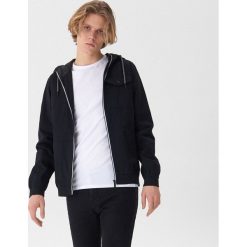 Kurtka z kapturem - Czarny. Czarne kurtki damskie House, l, bez wzorów, z kapturem. Za 189.99 zł.