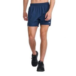 5-calowe spodenki 2XU Aero. Niebieskie szorty męskie 2XU, bez kołnierzyka. Za 250.50 zł.