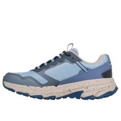 Damskie buty trailowe Skechers Go Run Altitude 2.0. Niebieskie obuwie do biegania damskie Skechers. Za 387.50 zł.