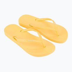 Japonki damskie Ipanema Anat Colors. Żółte klapki damskie Ipanema, bez wzorów, bez obcasa. Za 49.99 zł.