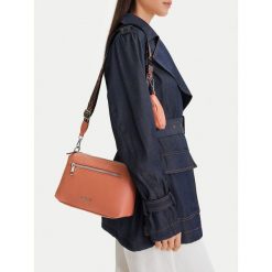 Torebka Lasocki. Brązowe torebki klasyczne damskie Lasocki, bez wzorów, bez dodatków. Za 189.99 zł.