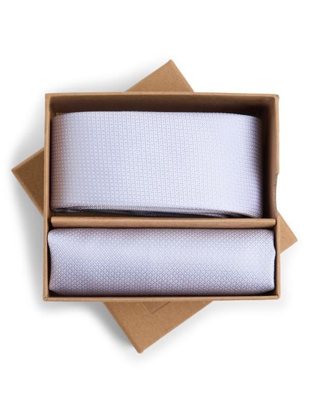 Finshley & Harding London Krawat i poszetka z jedwabiu Mężczyźni Jedwab niebieski, ONE SIZE. Niebieskie krawaty i muchy męskie Finshley & Harding London, bez wzorów, z jedwabiu. Za 199.95 zł.