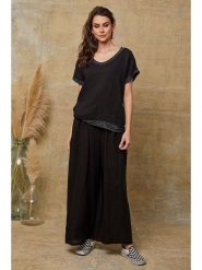 Joséfine Lniana koszulka "Quinto" w kolorze czarnym rozmiar: XL. Czarne bluzki damskie Joséfine, xl, bez wzorów, ze lnu, bez kołnierzyka, bez ramiączek. Za 108.99 zł.